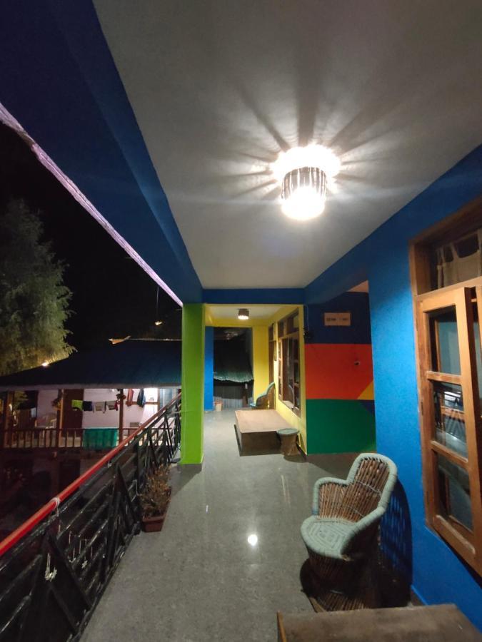 Hostel La Siesta India Manali Exterior foto