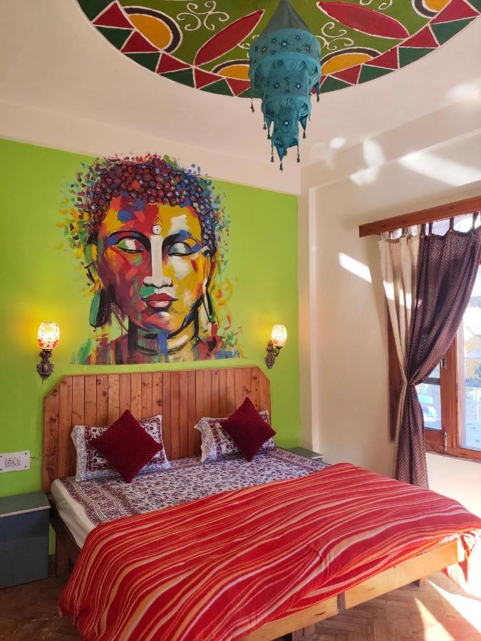 Hostel La Siesta India Manali Exterior foto