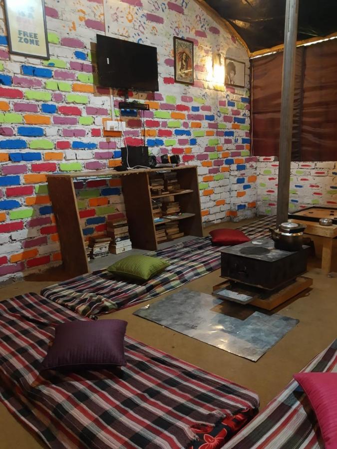 Hostel La Siesta India Manali Exterior foto
